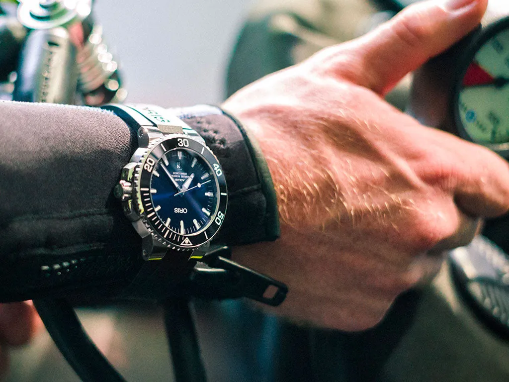 Aquis Date Blue - Rubber - 43.5mm - Ref.  01 733 7730 4135-07 4 24 64EB