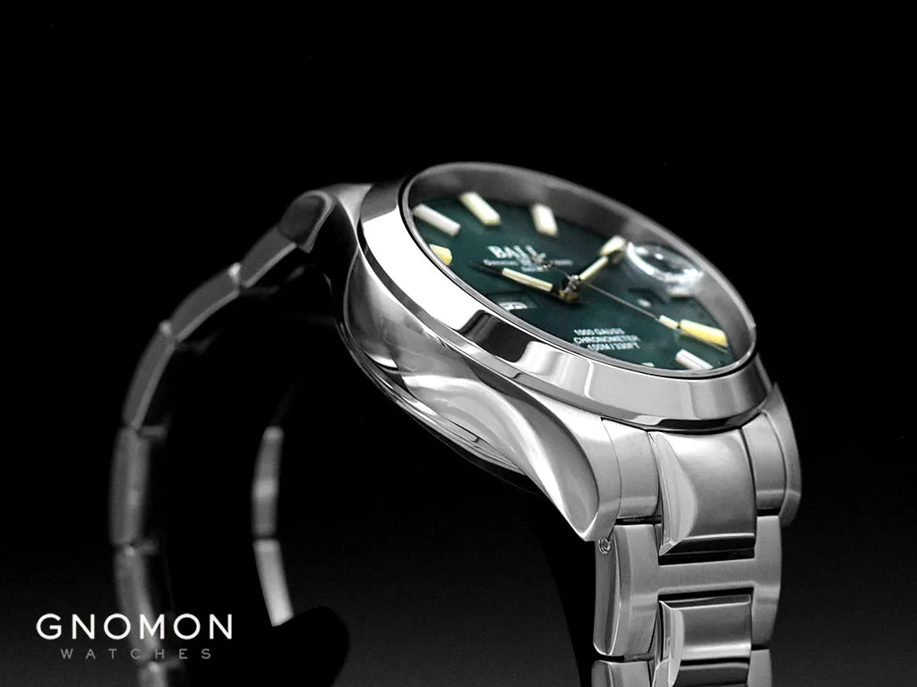 Engineer III Marvelight Chronometer Day-Date Green - Ltd Ed 1000pcs Ref. NM9036C-S1C-GRR