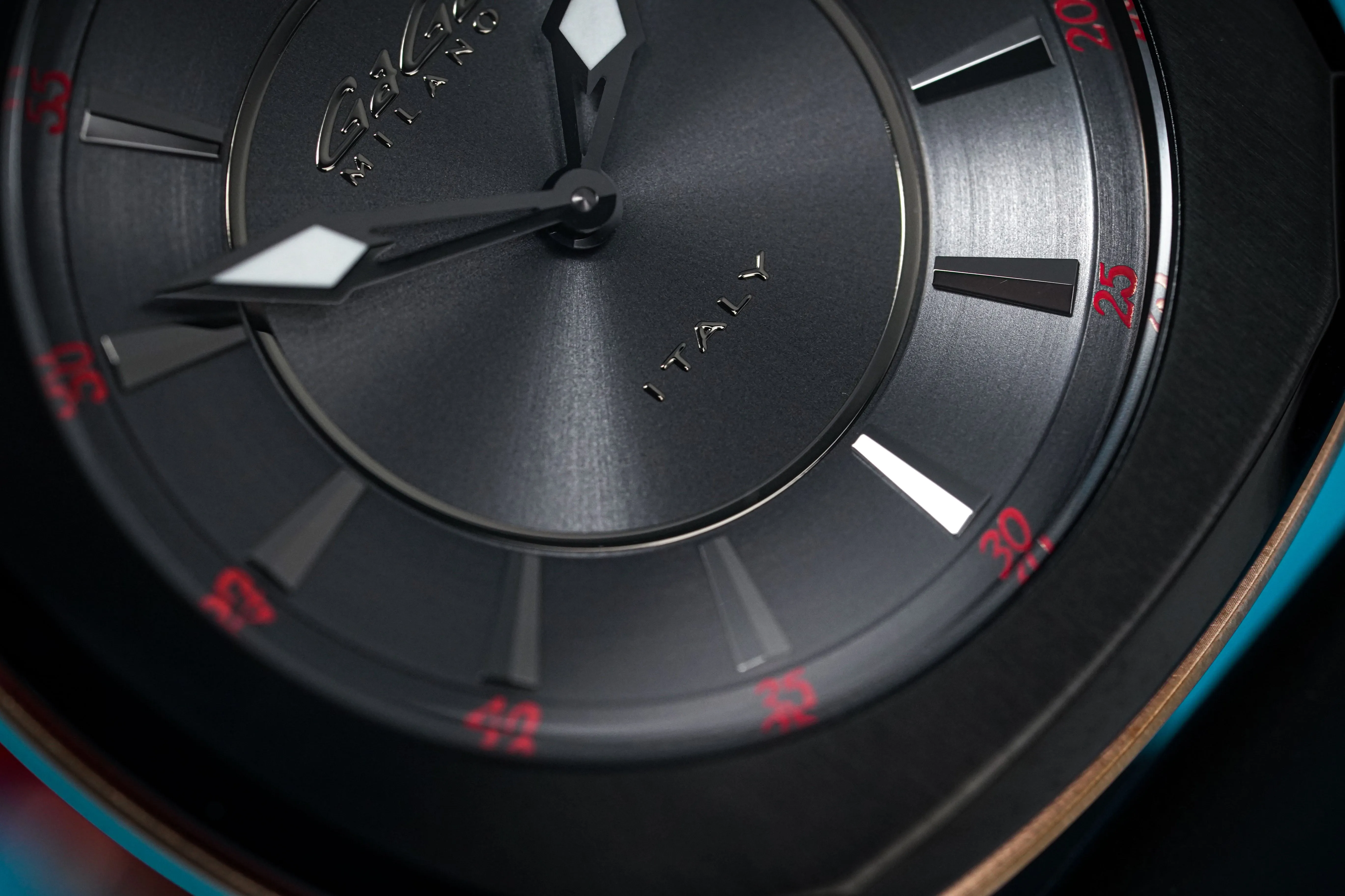 Gaga Milano Watch Frame_One Rose Gold Red 7054.01