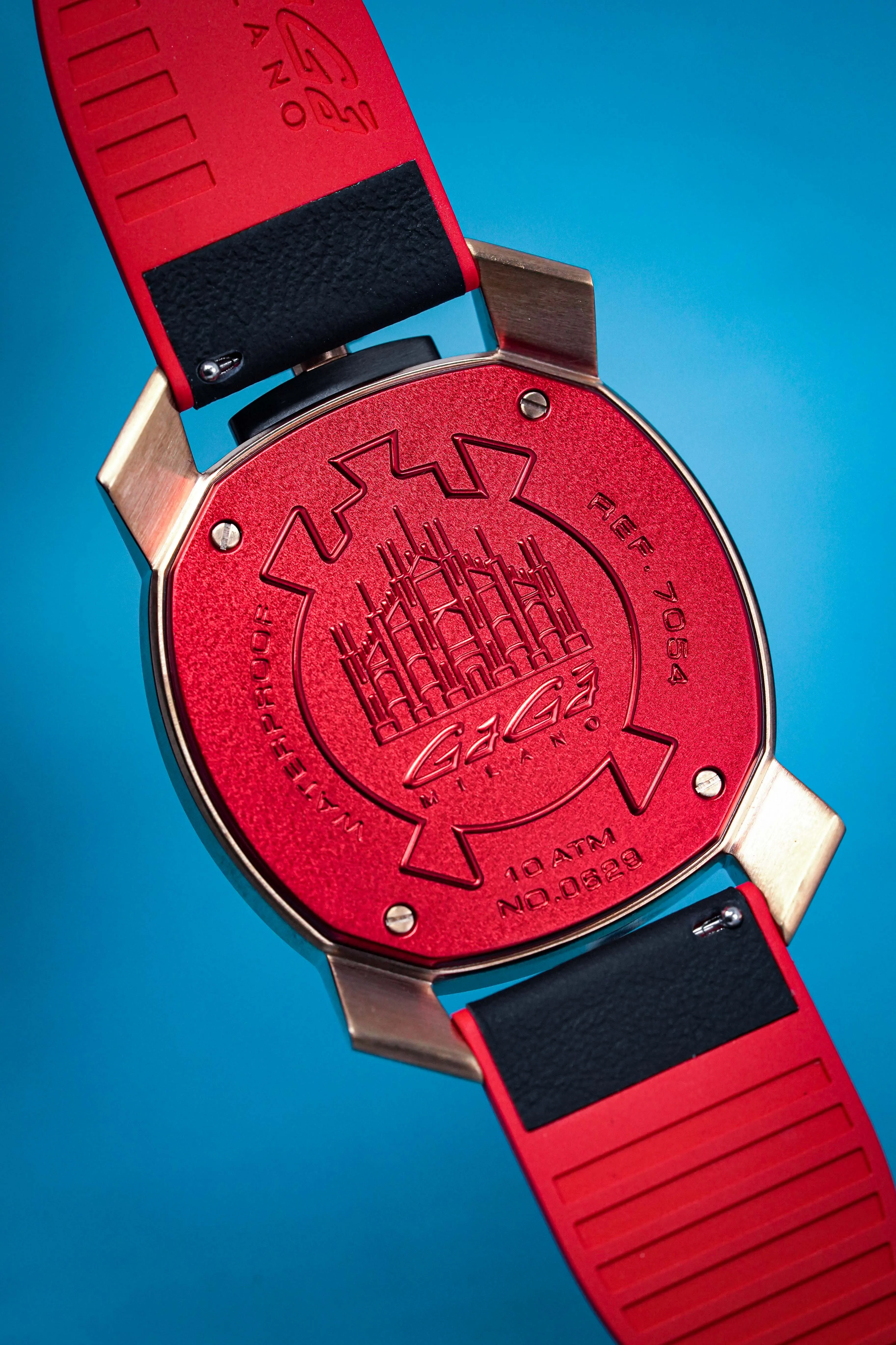 Gaga Milano Watch Frame_One Rose Gold Red 7054.01