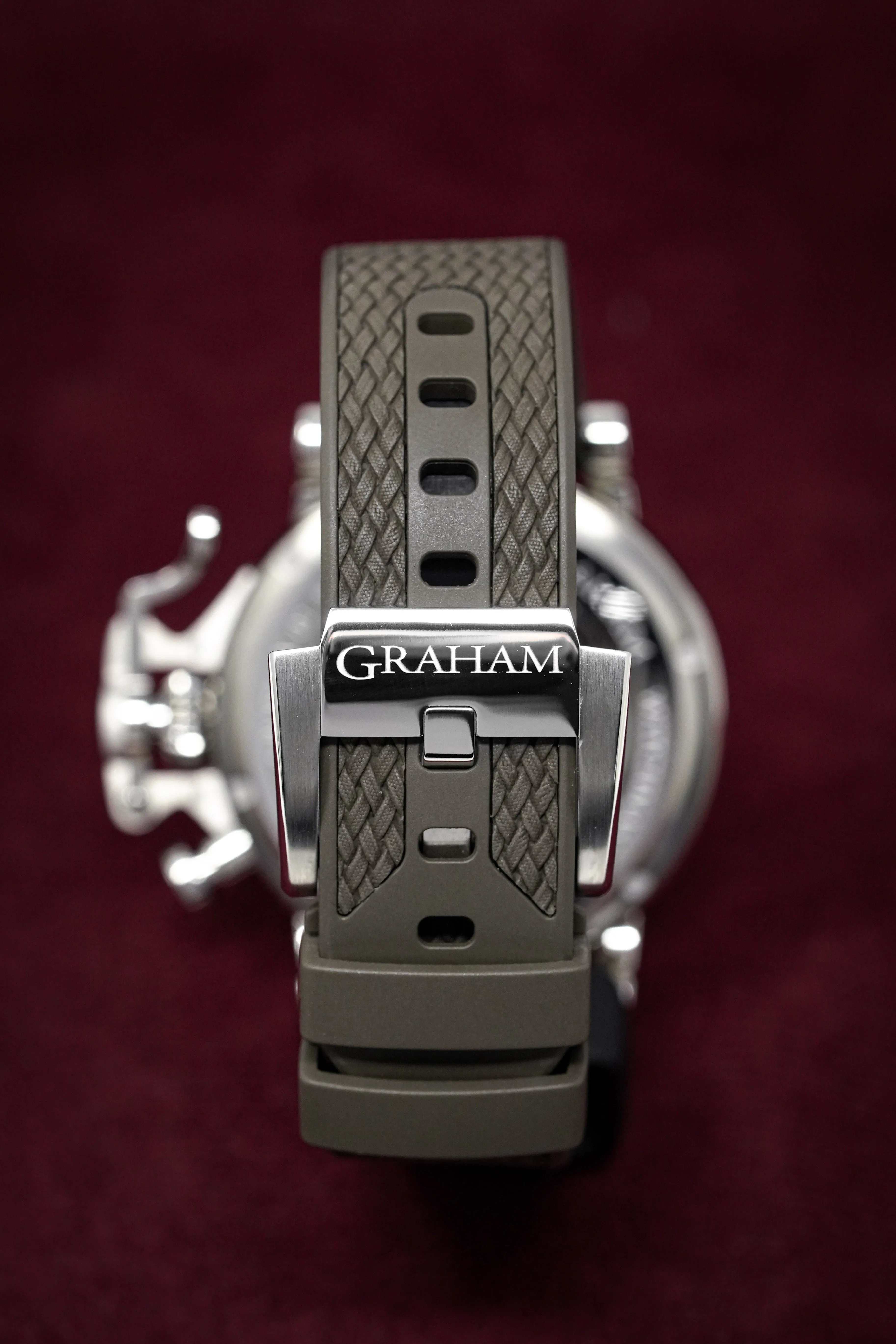 Graham Chronofighter Grand Vintage Steel Rubber 2CVDS.S02A
