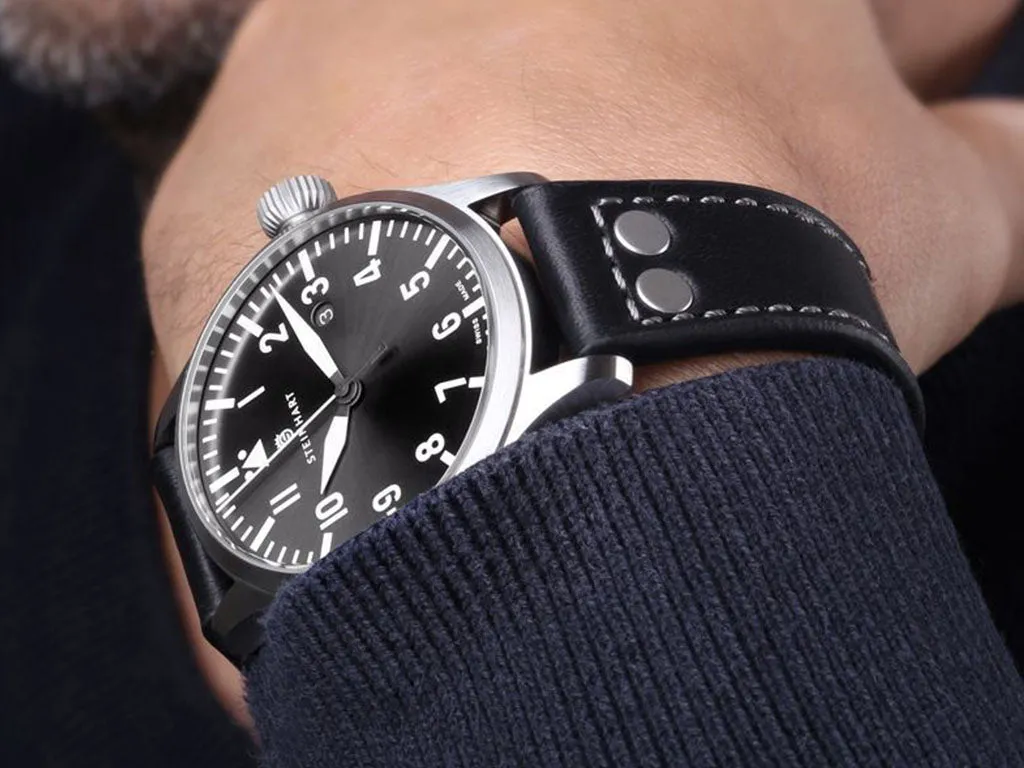 Nav B-Uhr 44 Date Grey