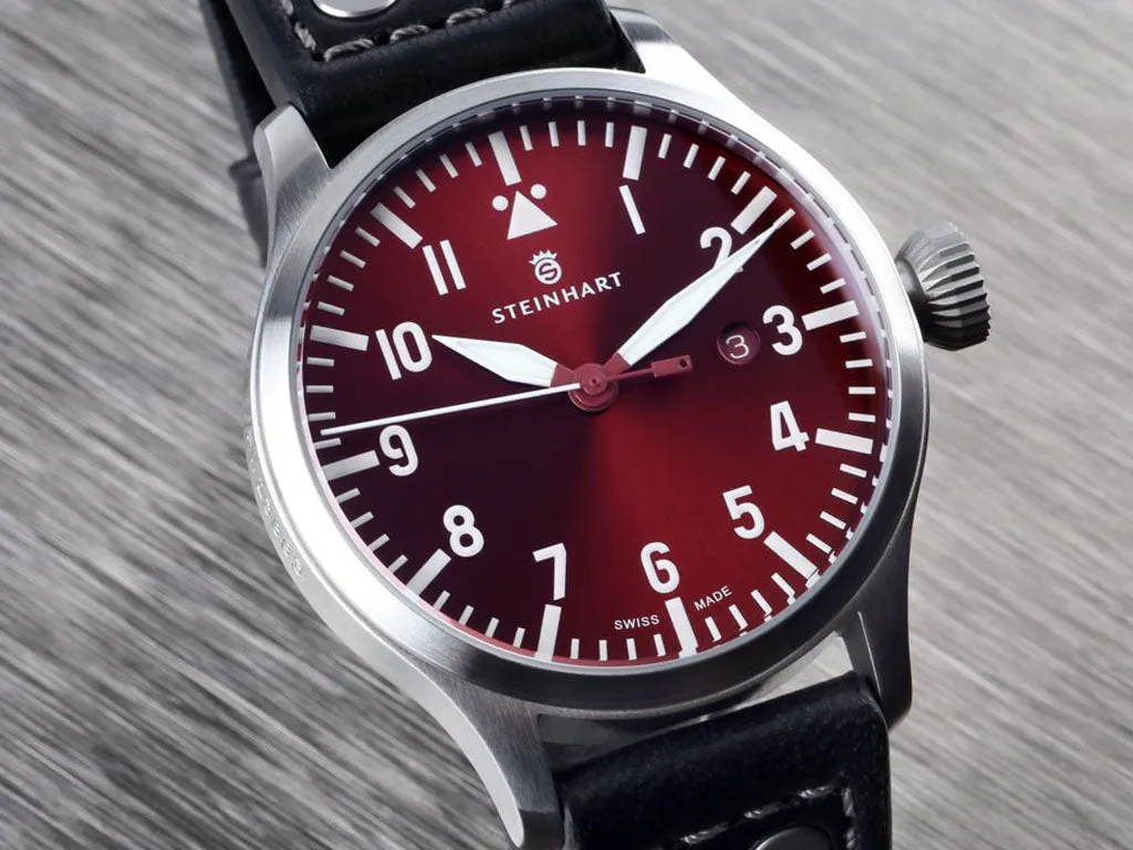 Nav B-Uhr 44 Date Red