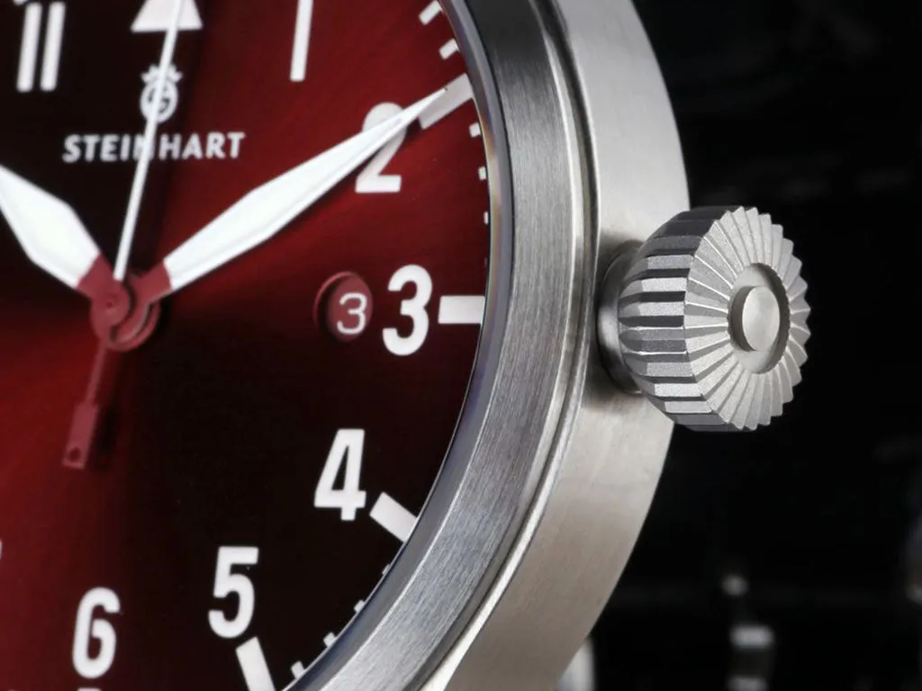 Nav B-Uhr 44 Date Red