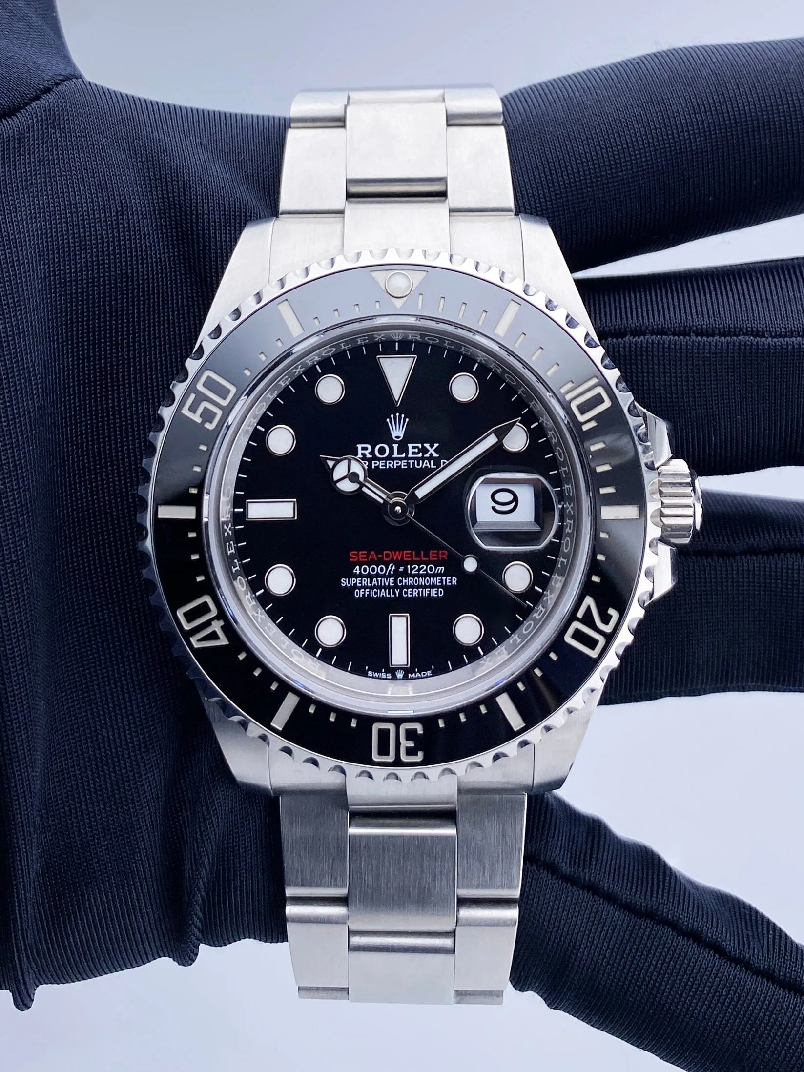 Rolex Red Sea-Dweller 126600 Mens Watch