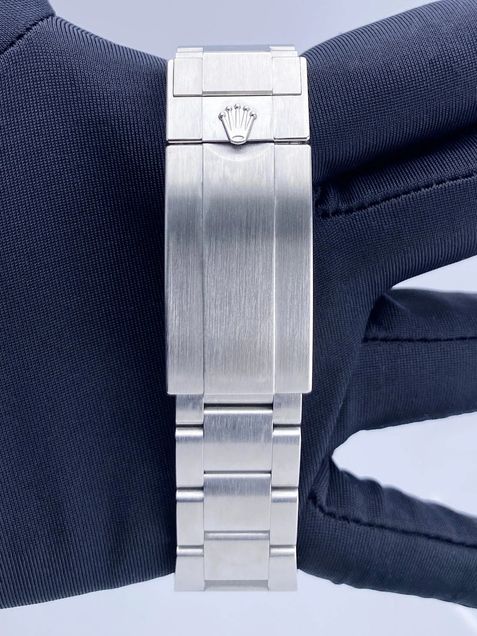Rolex Red Sea-Dweller 126600 Mens Watch