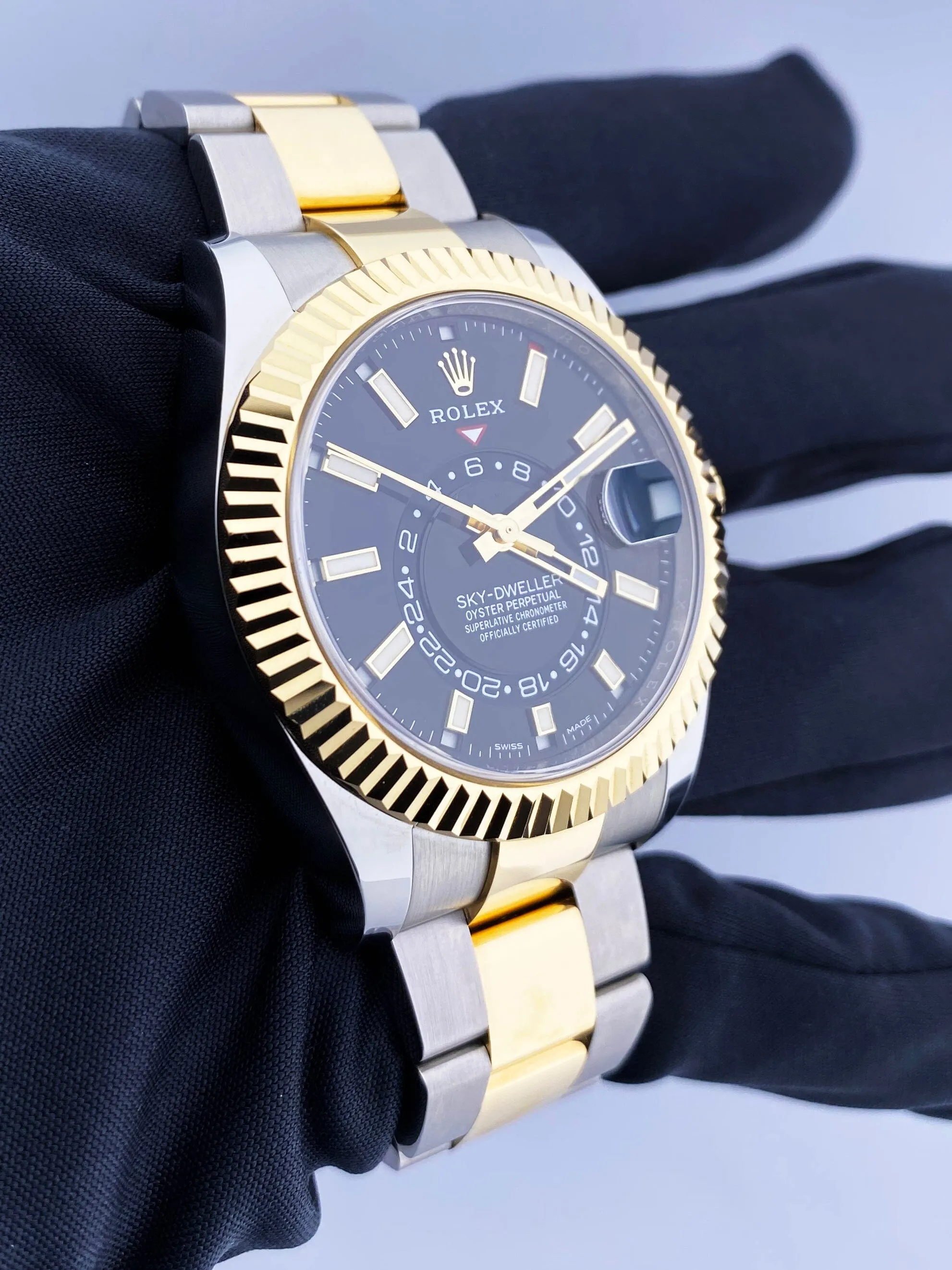Rolex Sky-Dweller 326933 Black Dial Mens Watch Box Papers