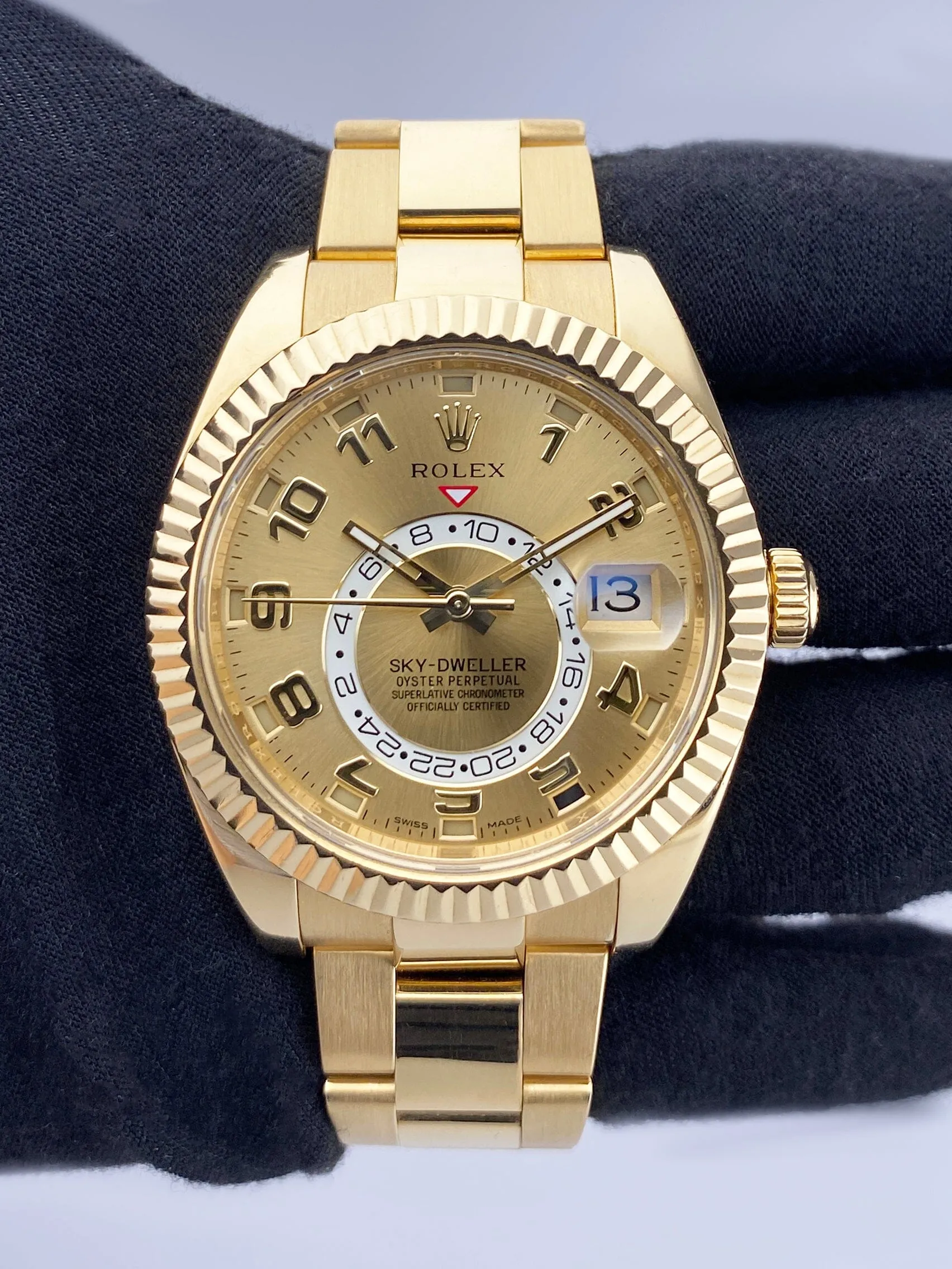 Rolex Sky-Dweller 326938 Champagne Dial Mens Watch Box Papers
