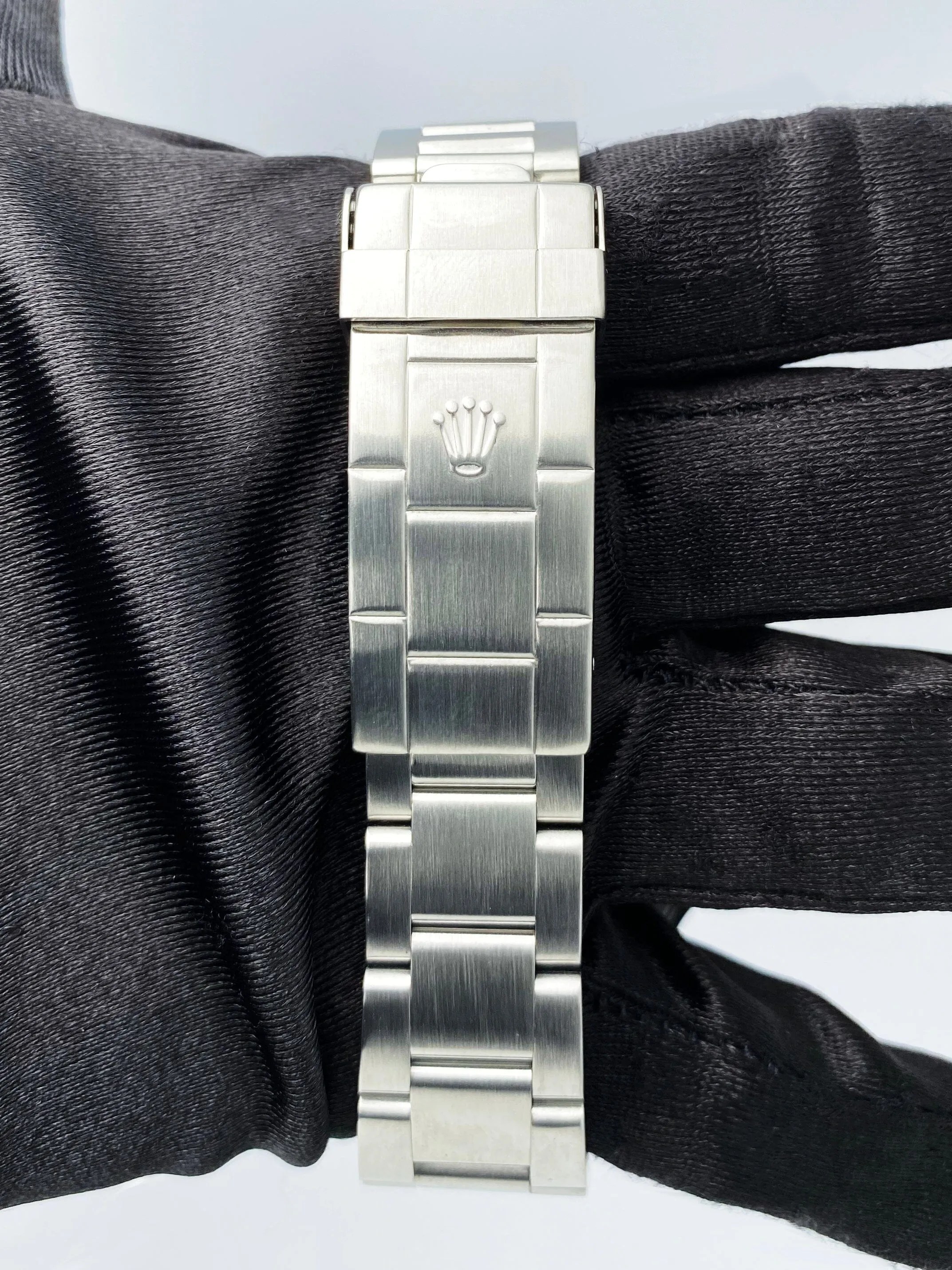 Rolex Submariner 14060M No Date Engraved Rehaut Mens Watch