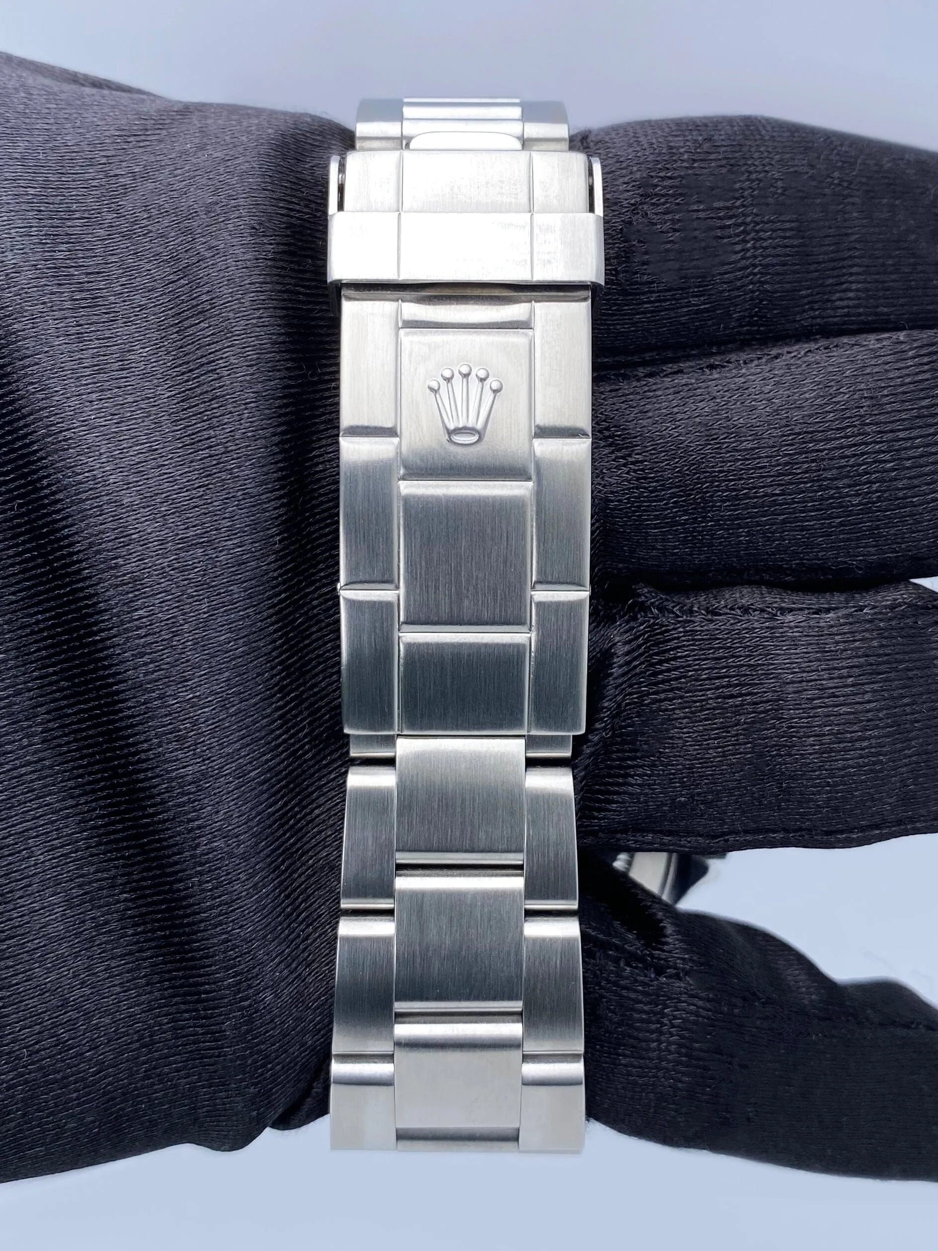 Rolex Submariner 14060M No Date Mens Watch Box Papers