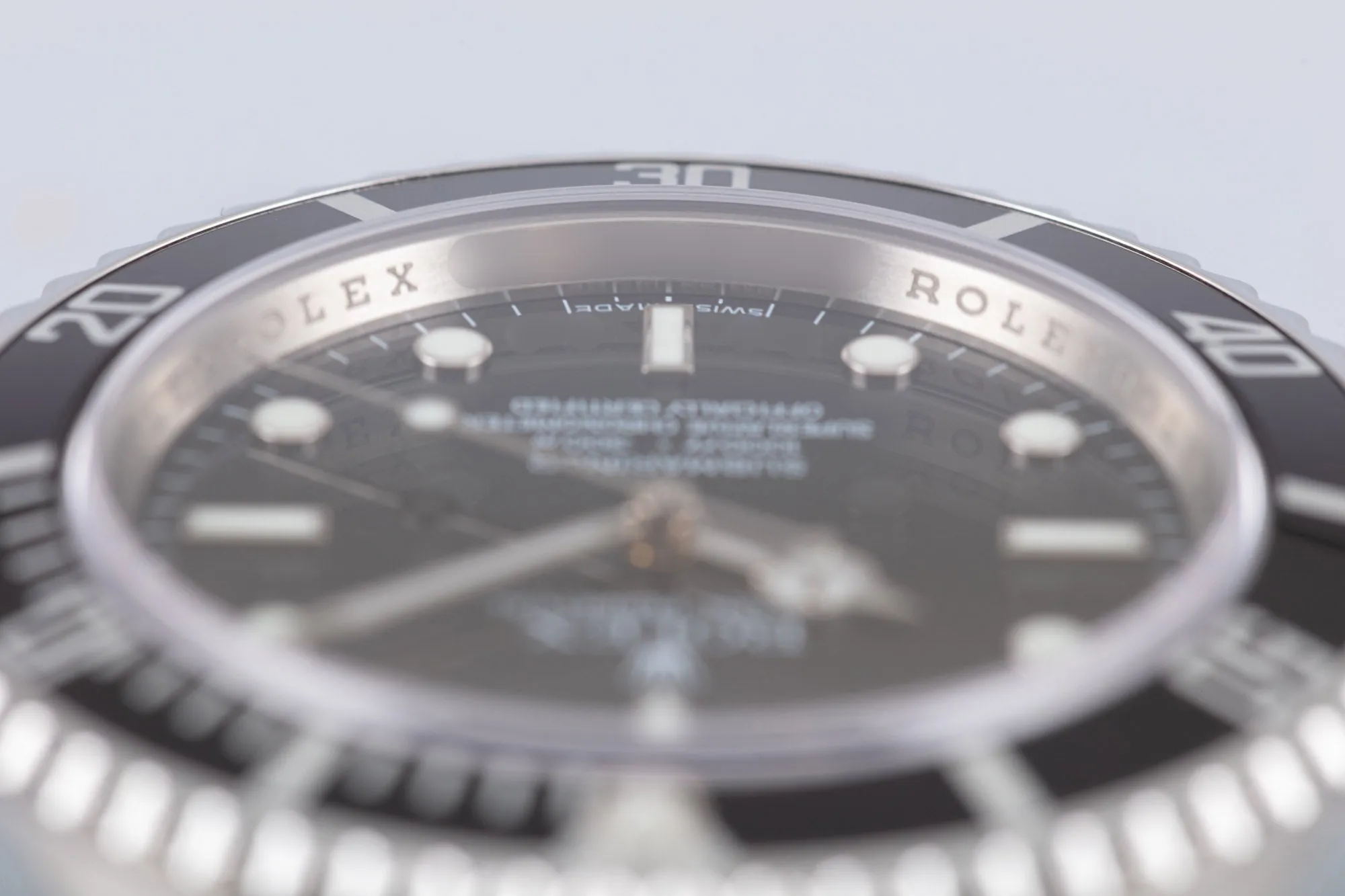 Rolex Submariner Bezel Engraved Serial 14060M 4 Liner