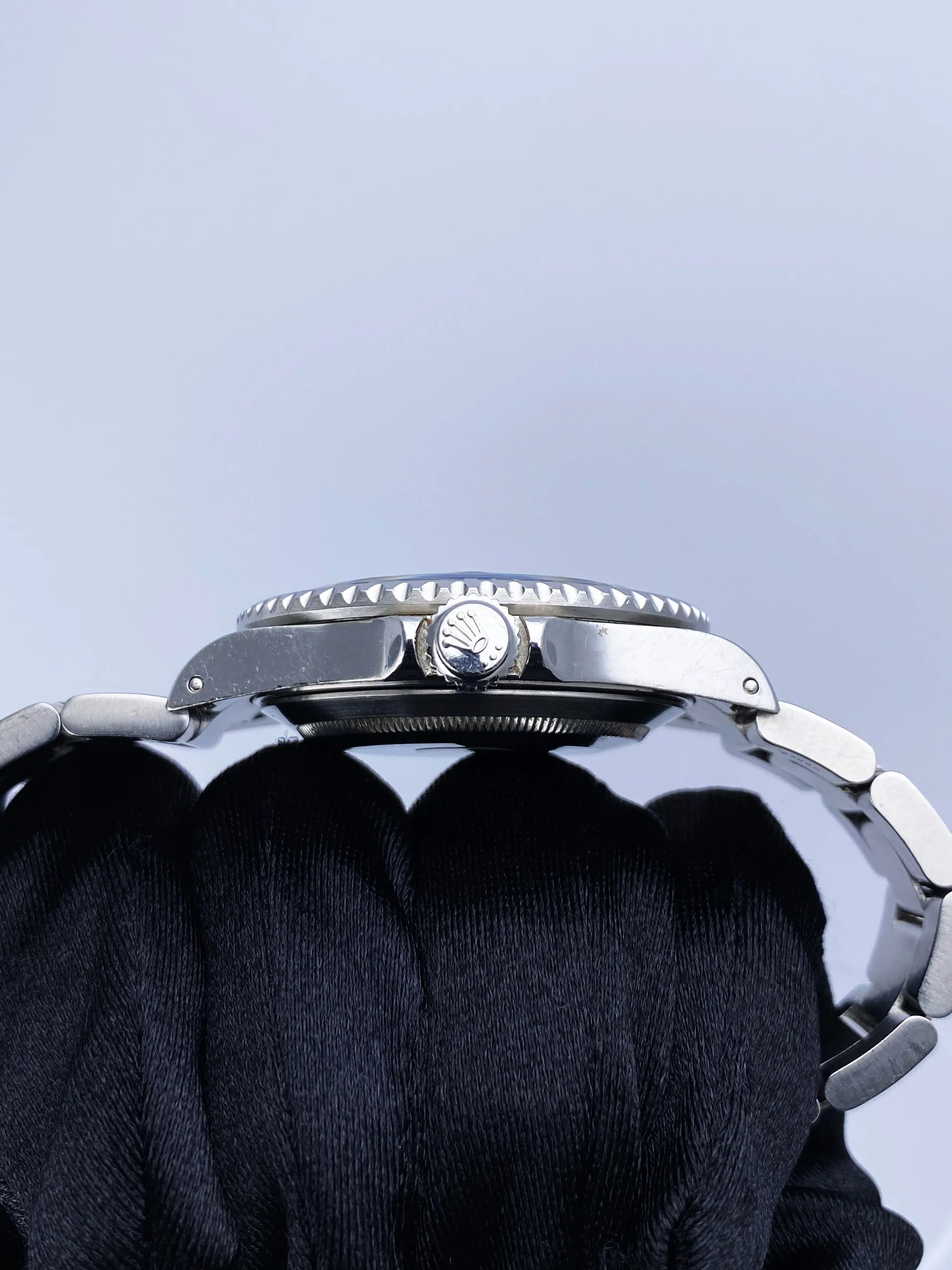 Rolex Submariner Date 16610 Mens Watch