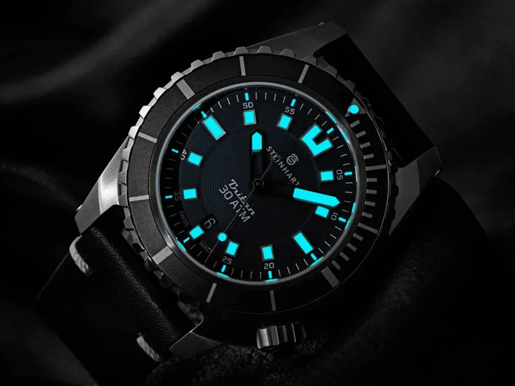 Triton 300 Black
