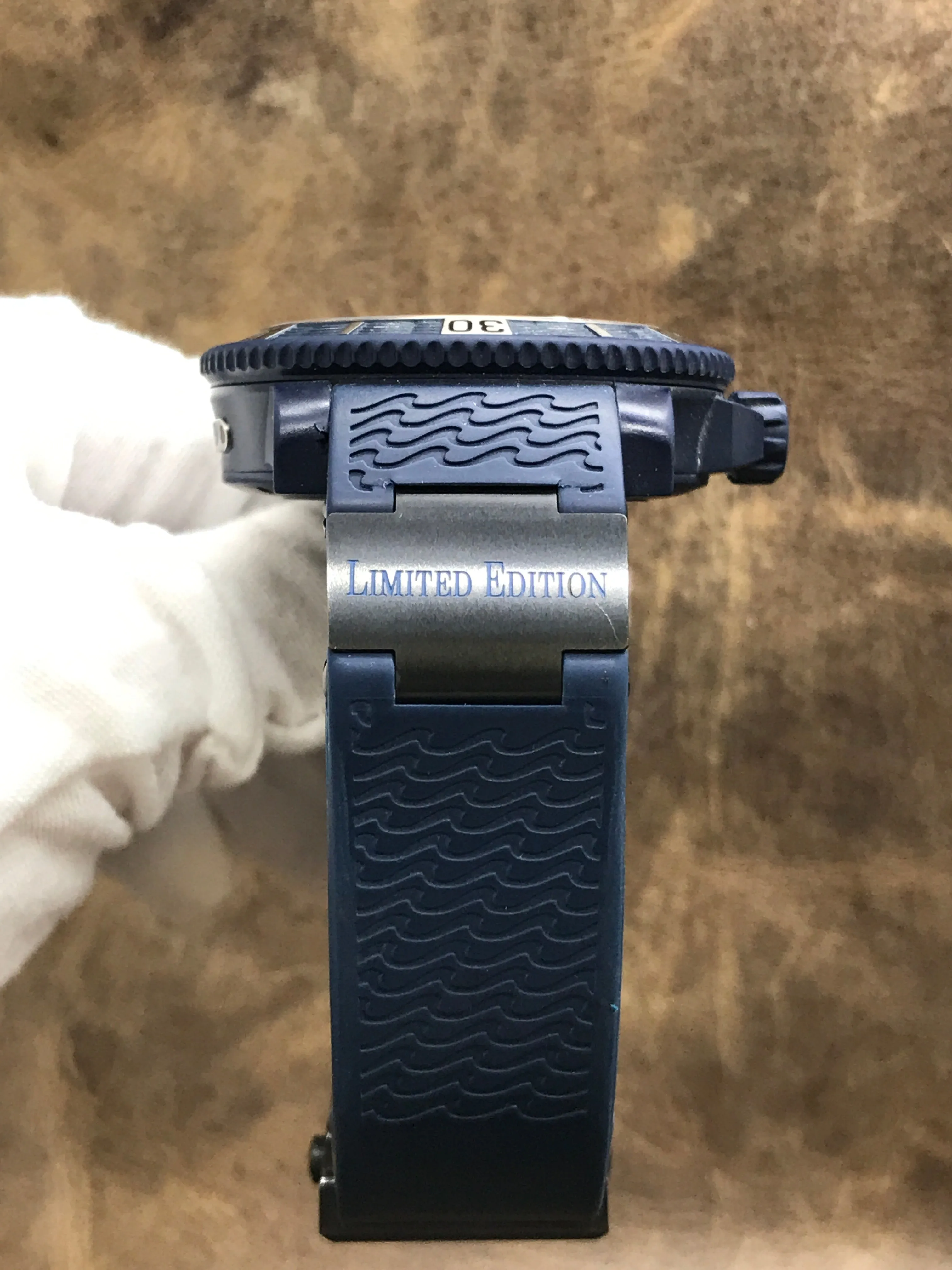 Ulysse Nardin Maxi Marine Diver Blue Sea  263-97LE-3C Black Dial Automatic Men's Watch